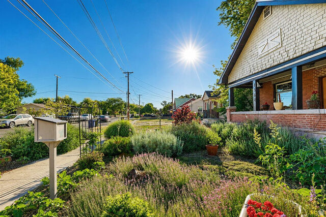 Property Photo:  1462 W 500 N  UT 84116 