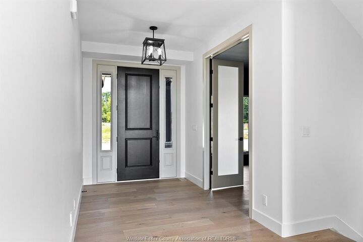 Property Photo: 1220 Campana Crescent ON N8L 0K4