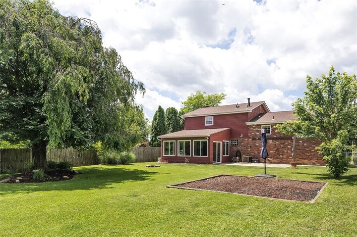 Property Photo: 668 Edward Drive PA 15106
