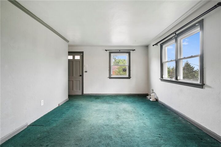 Property Photo:  708 Crysler Street  PA 15226 