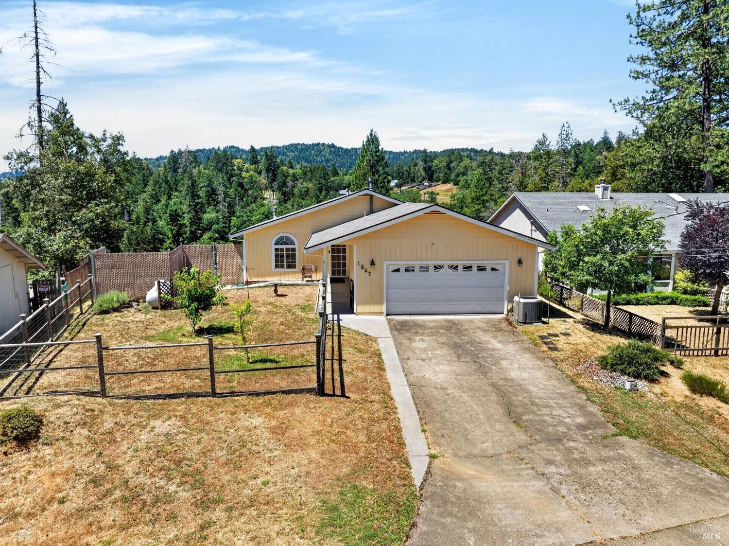 Property Photo: 1567 Casteel Drive CA 95490