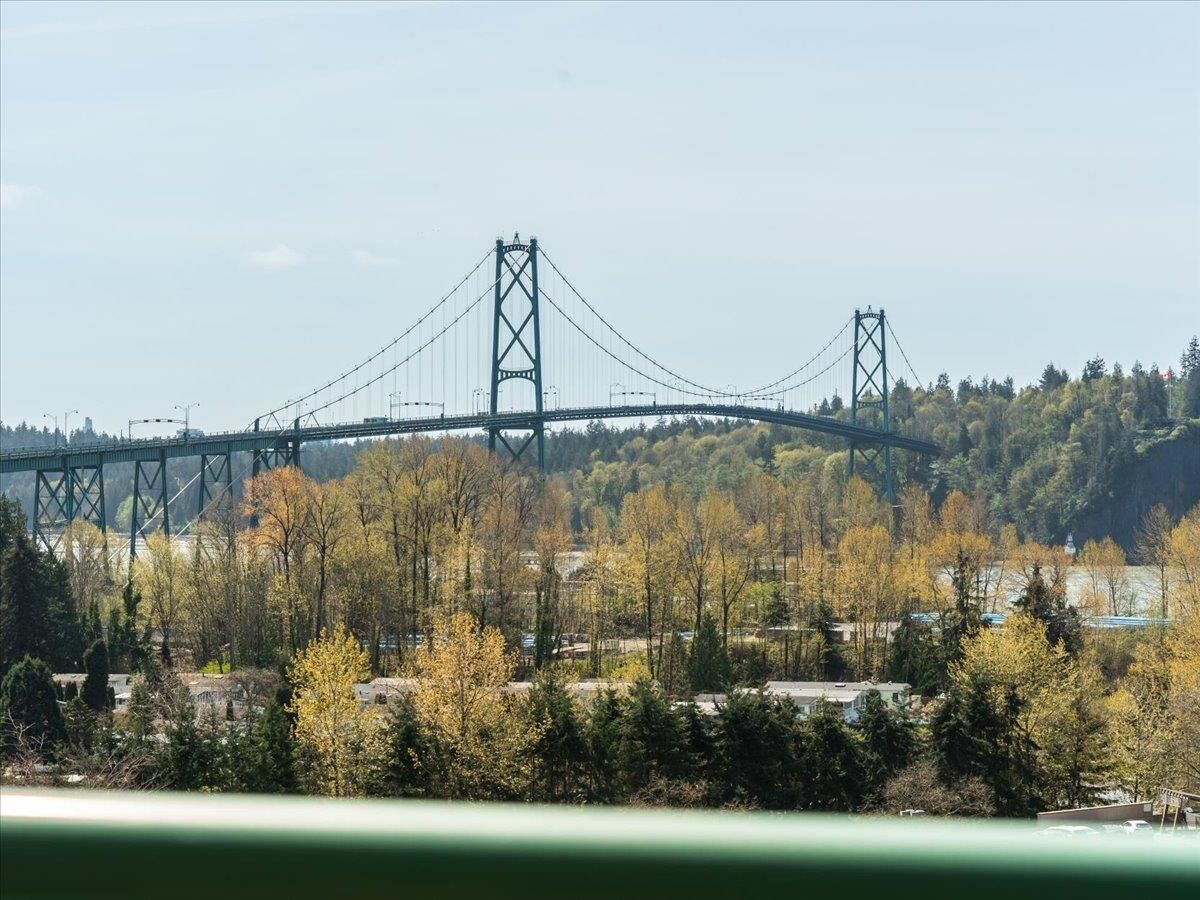 Property Photo: 328 Taylor Way 12C BC V7T 2Y4