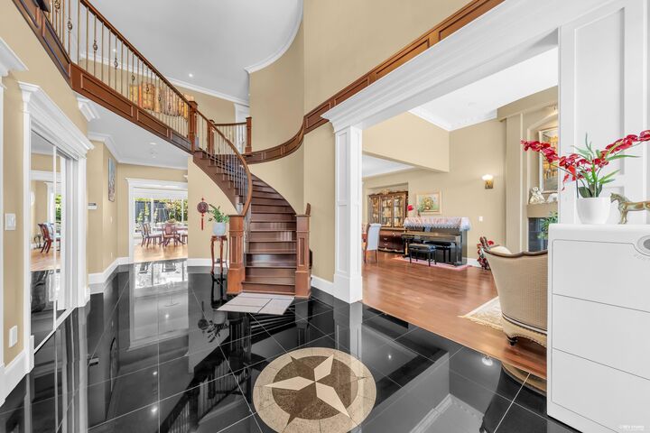 Property Photo: 717 Shaw Avenue BC V3K 2R7