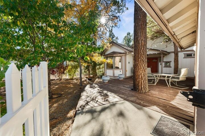 Property Photo:  361 Sites Way  CA 92314 