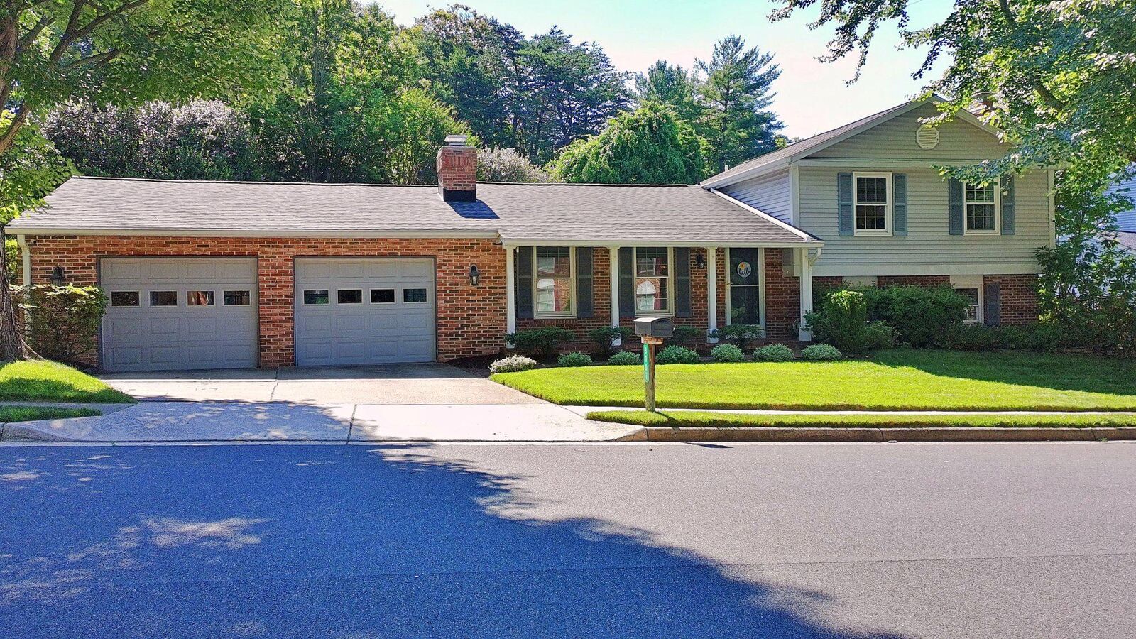 Property Photo: 8097 Winding Way Court VA 22153