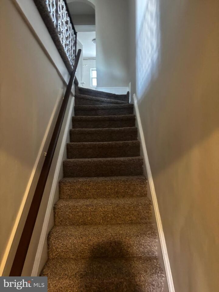 Property Photo:  223 Essex Street B  NJ 08030 