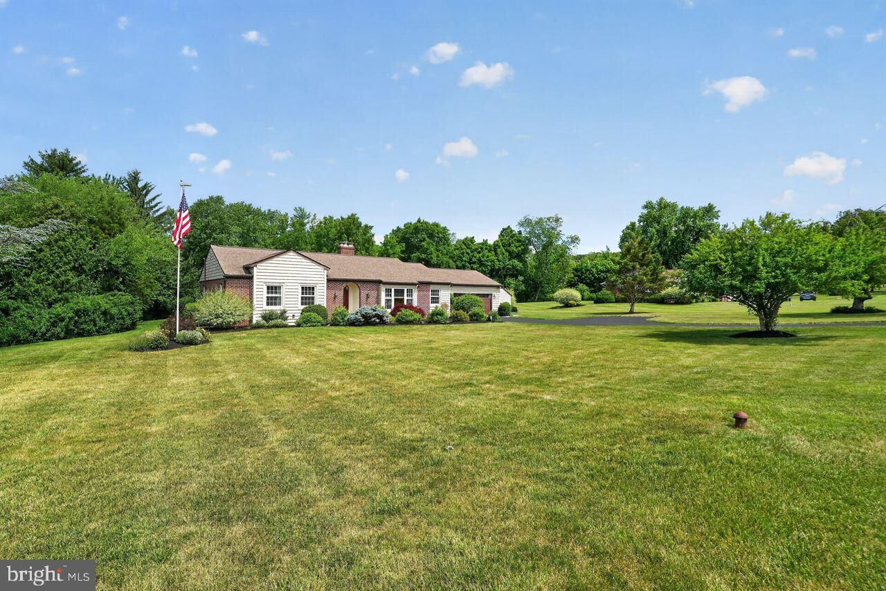 Property Photo:  279 Carrie Lane  PA 19438 