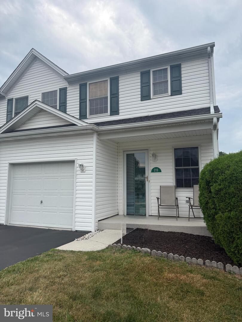 Property Photo: 215 Meadow Lane PA 17112