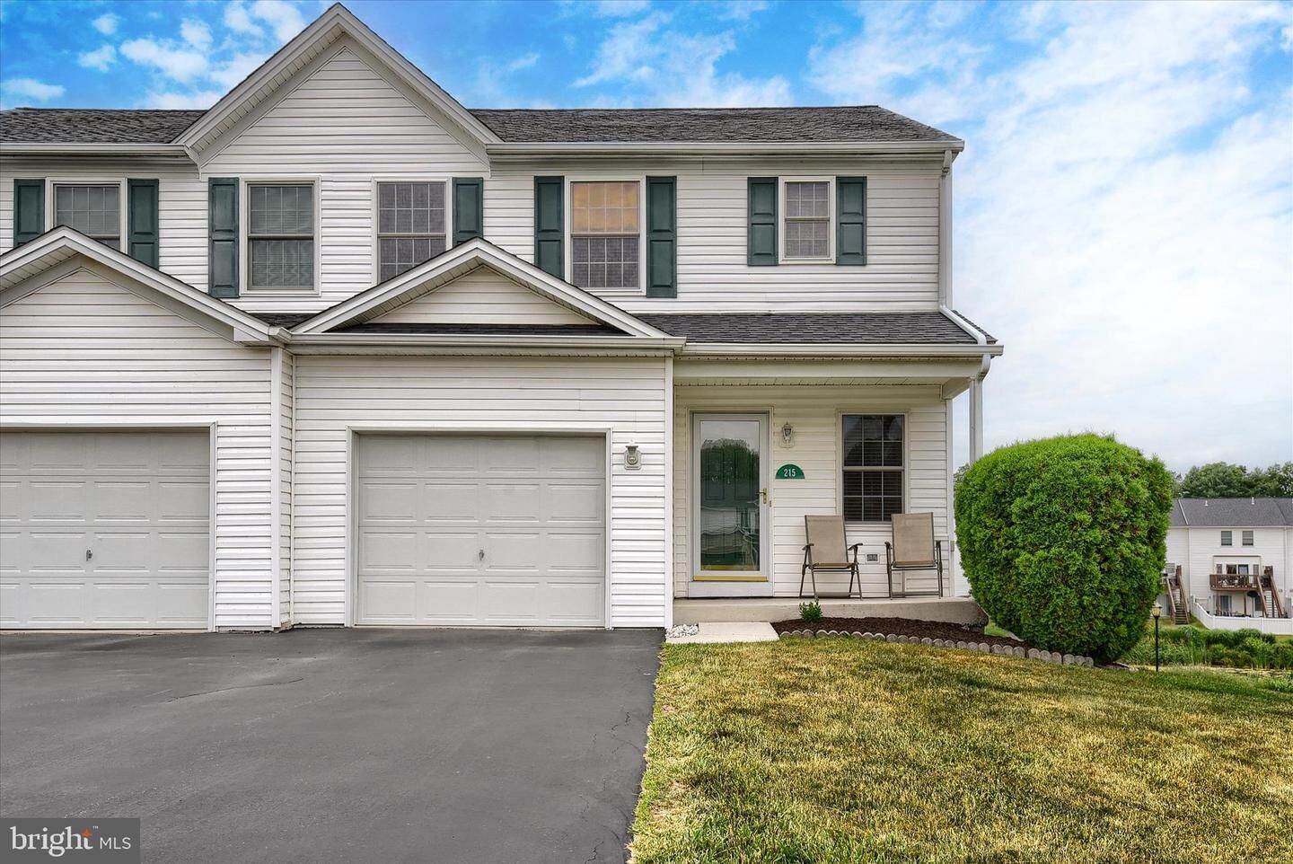 Property Photo: 215 Meadow Lane PA 17112