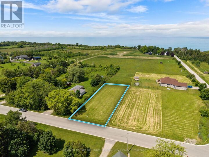 Property Photo: 9 Wellington Street South ON N7A 3X9