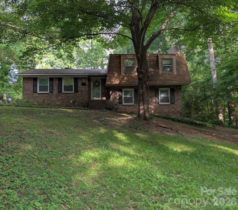 Property Photo: 215 Swamp Fox Drive SC 29715