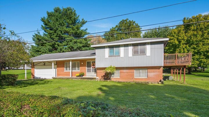 Property Photo:  20 Worth Drive  OH 43025 