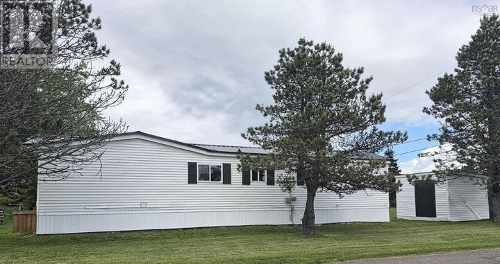Property Photo:  25 Brentwood Estates  NS B4H 4G5 