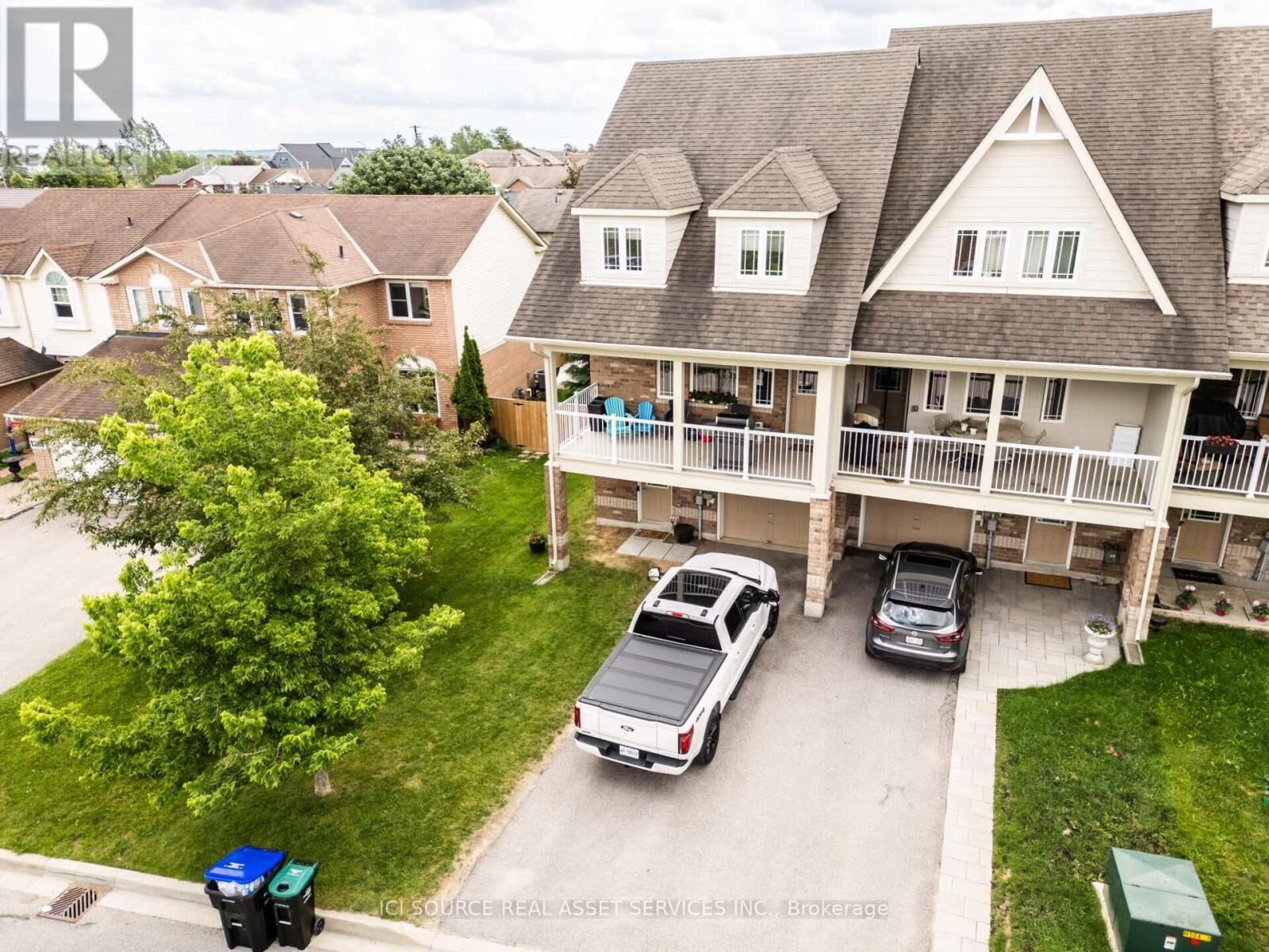 Property Photo: 1352 Coleman Crescent ON L9S 0G5