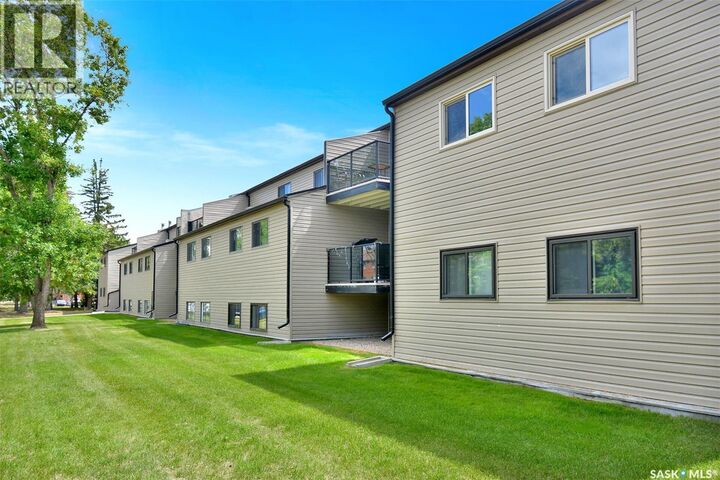 Property Photo:  318 4230 Degeer Street  SK S7H 5G9 