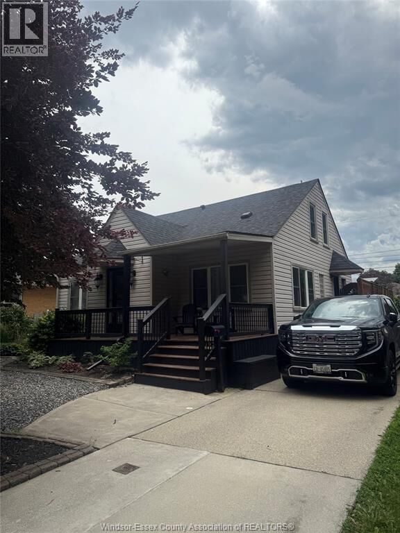 Property Photo:  1909 Arthur Road Upper  ON N8W 4V5 