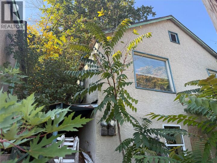 1414 Ash Street — photo 1