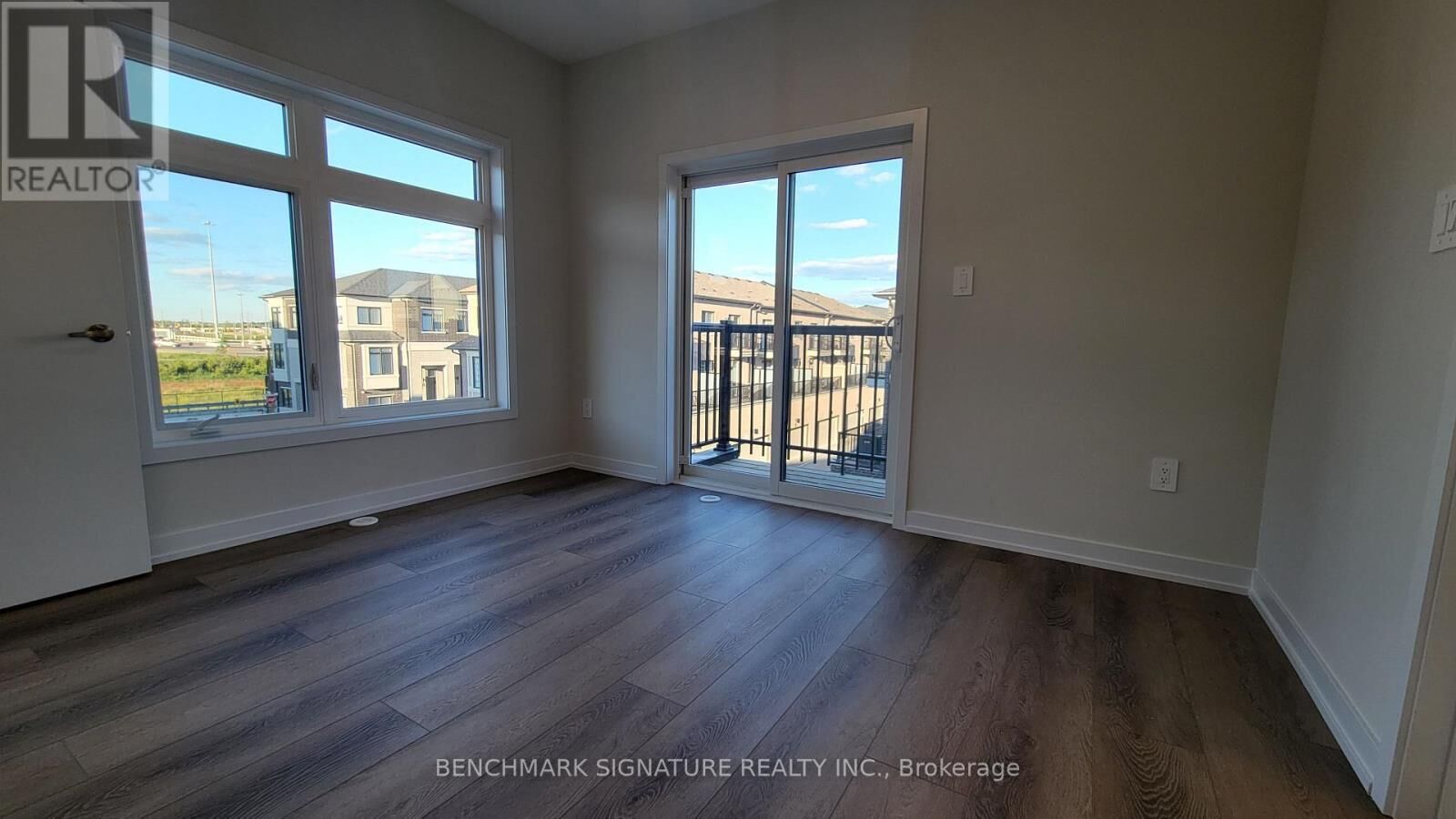 Property Photo:  2 Chapple Lane  ON L4B 0J4 