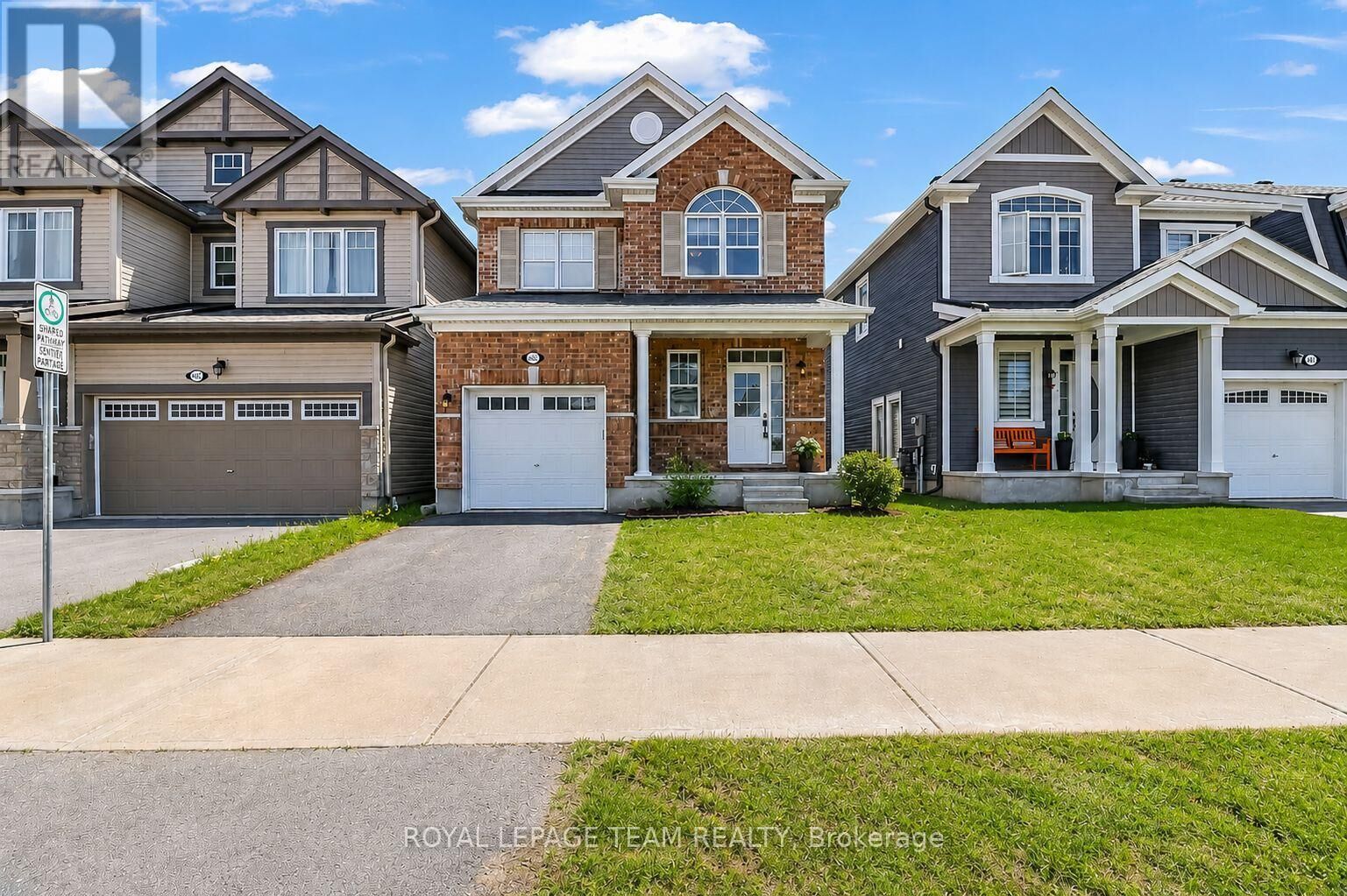 Property Photo: 4852 Abbott Street East ON K2V 0J9