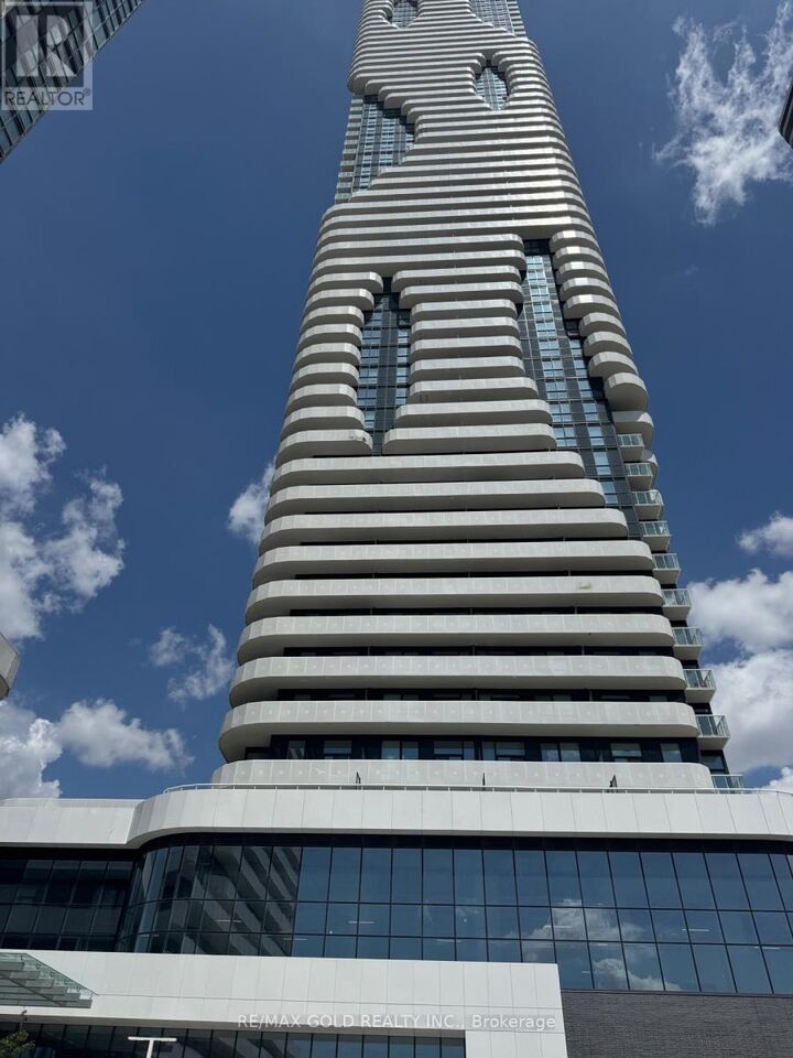 Property Photo: 225 Commerce Street 4107 ON L4K 0R1