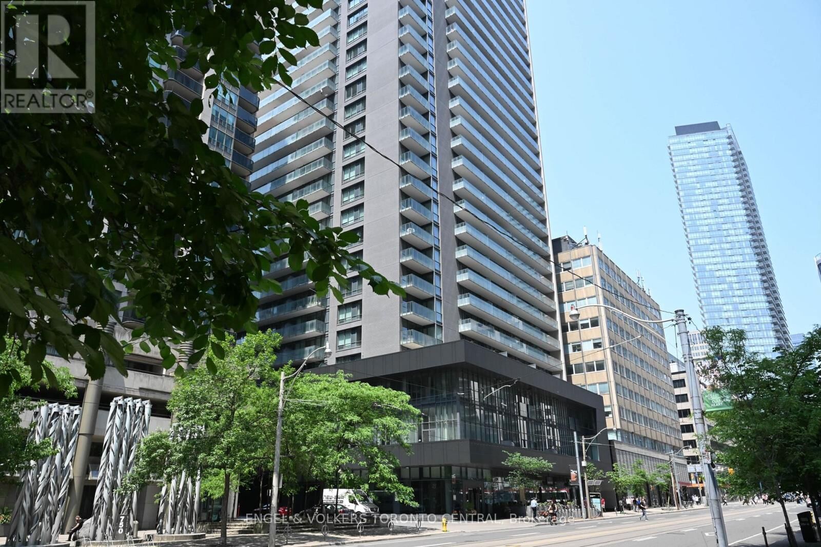 Property Photo:  770 Bay Street 2504  ON M5G 0A6 