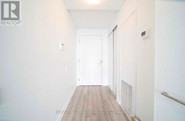 Property Photo:  28 Wellesley Street East 3001  ON M4Y 1G3 