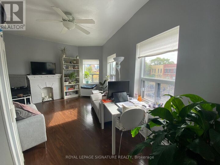 Property Photo: 172 Beatrice Street 3 ON M6G 1C1