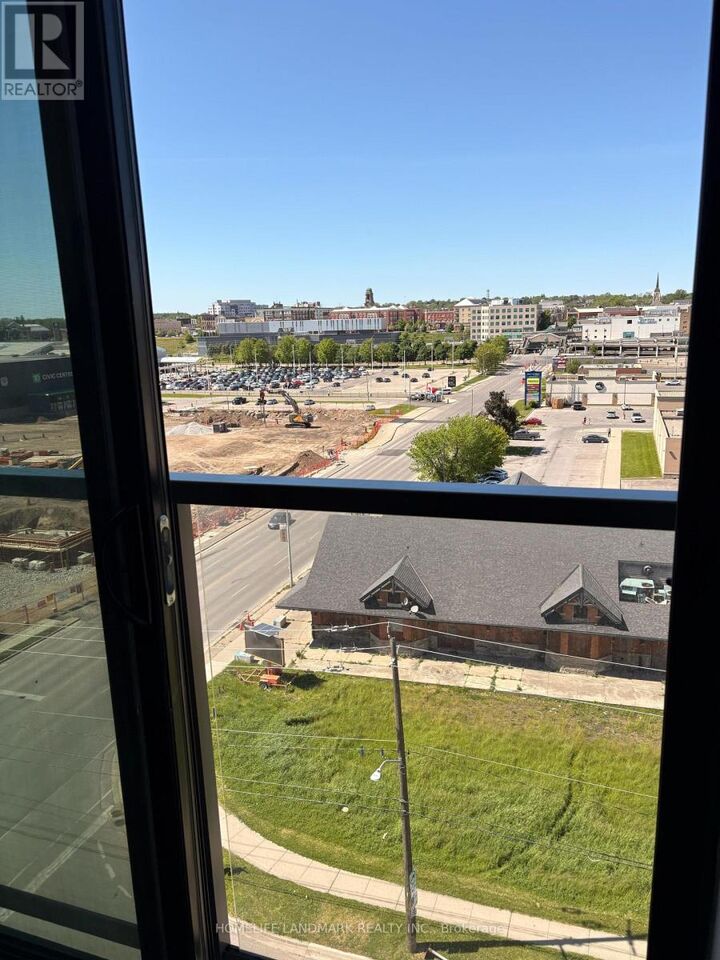 Property Photo:  7 Erie Avenue 801  ON N3S 0K5 
