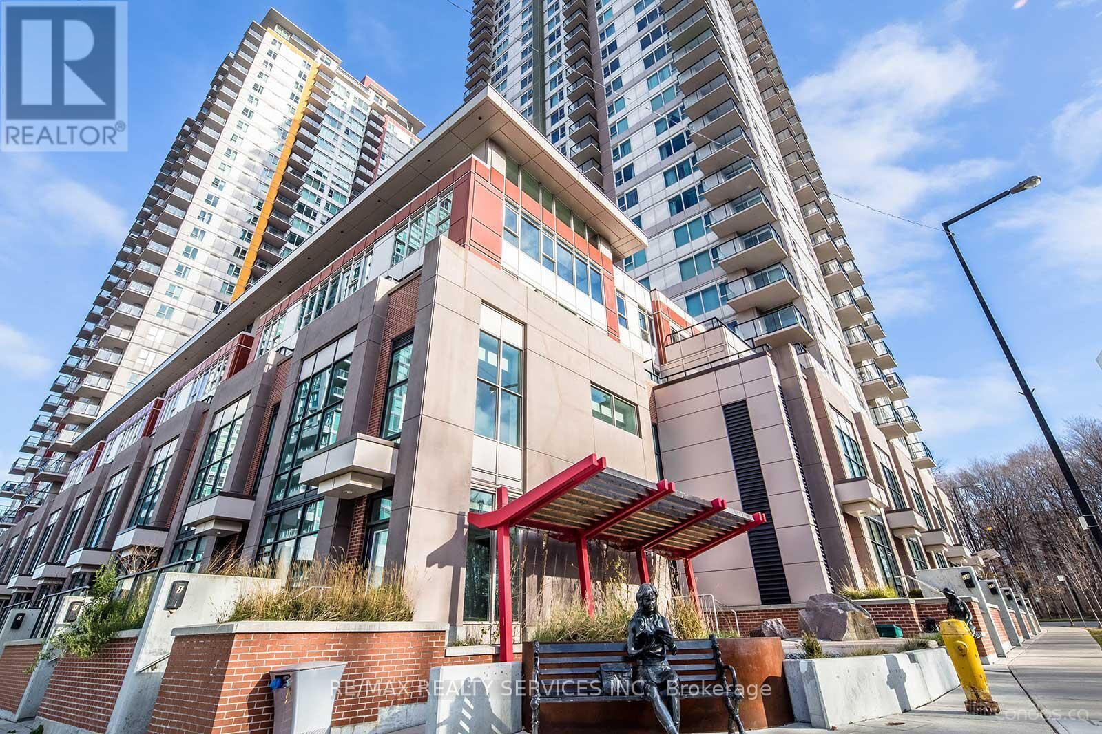 Property Photo:  25 Town Centre Court 1002  ON M1P 0B4 