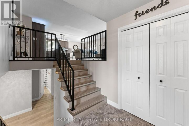 Property Photo: 24 Queen Street West ON N0N 1J0