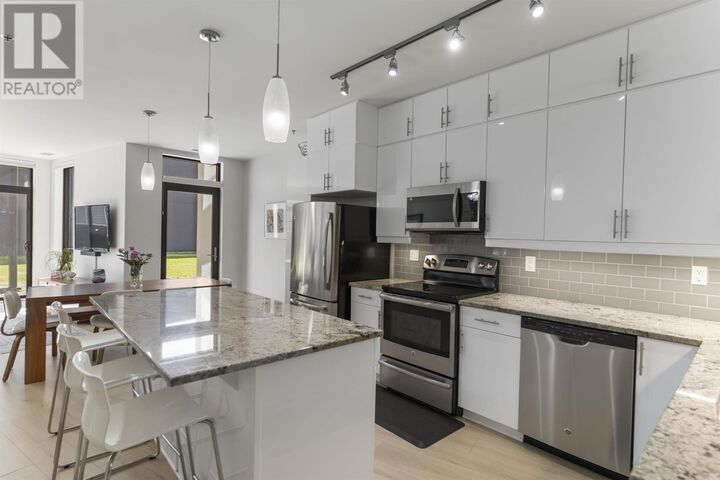 Property Photo:  2104 2260 Sleeping Giant Pkwy  ON P7A 0E7 