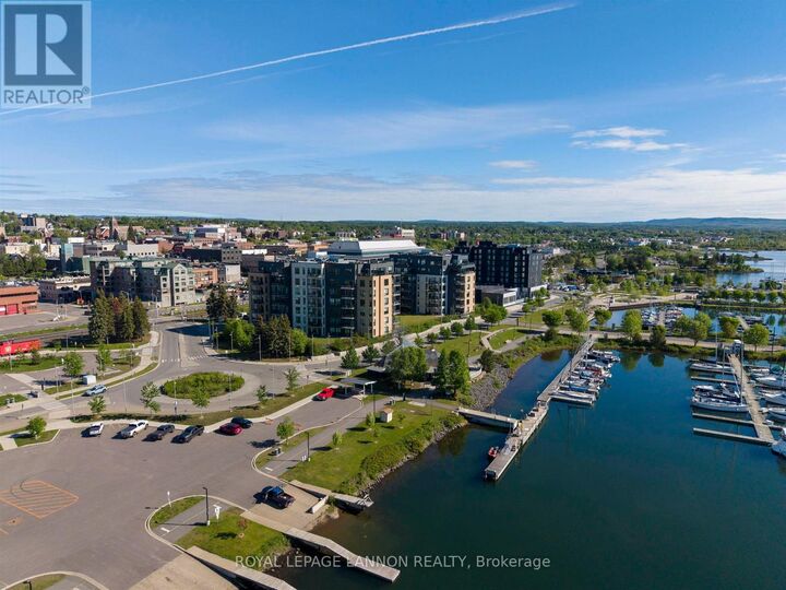 Property Photo: 2260 Sleeping Giant Parkway 2104 ON P7A 0E7
