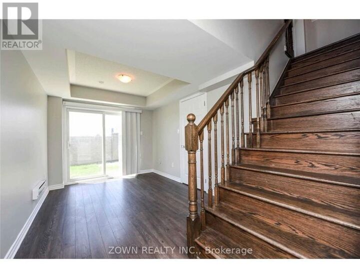 Property Photo:  14 Quillberry Close  ON L7A 4N8 