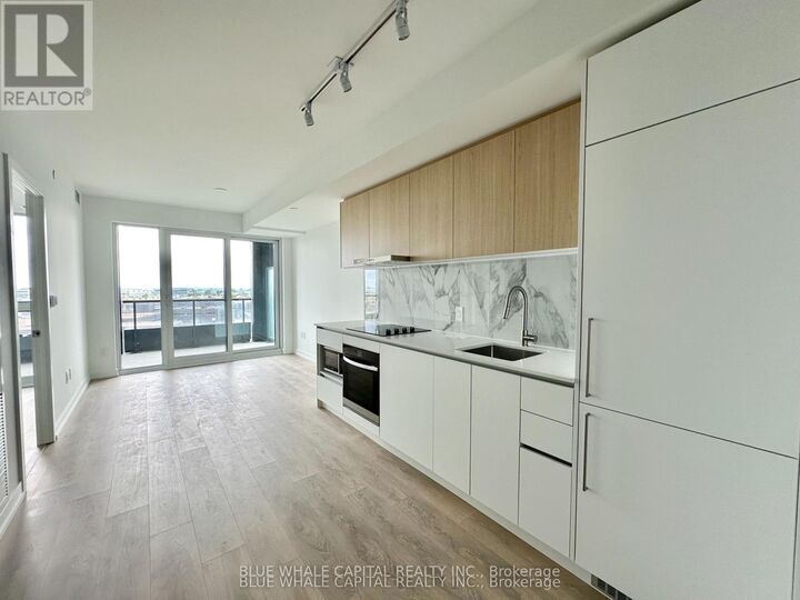 Property Photo:  1100 Sheppard Avenue West 816  ON M3J 0H1 