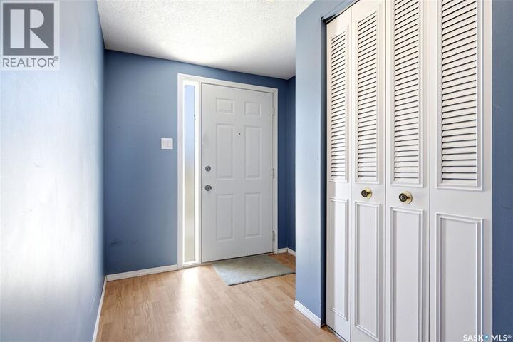 Property Photo: 104 Lockwood Road SK S4S 3G2