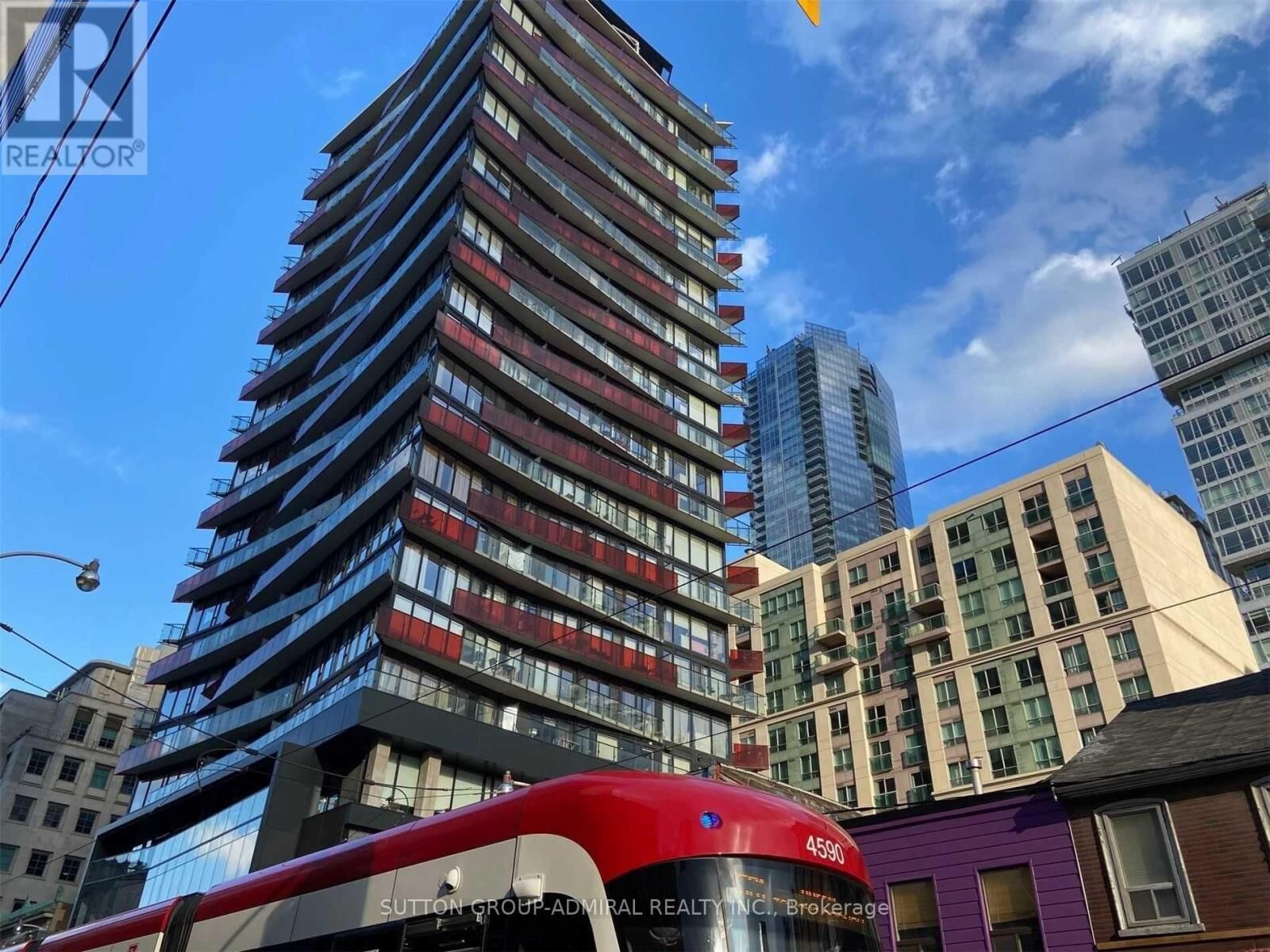 Property Photo:  215 Queen Street West 912  ON M5A 1S2 