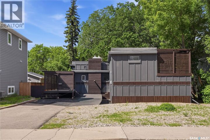 Property Photo:  305 Adelaide Street E  SK S7J 0H8 