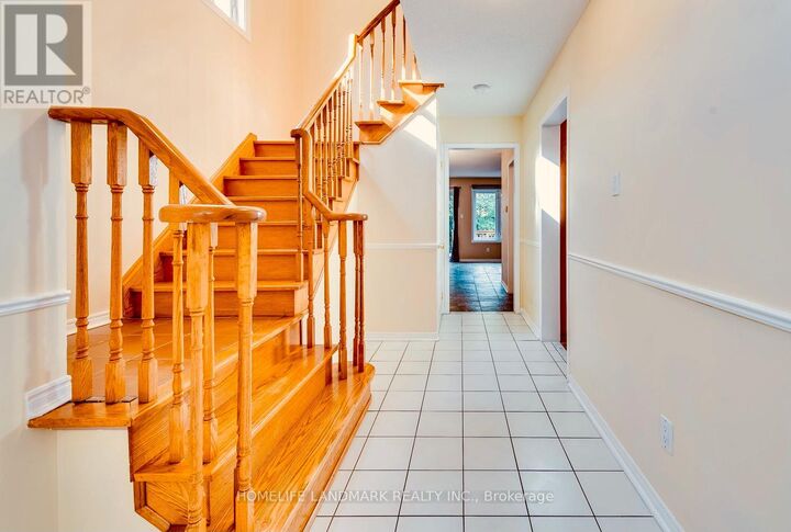 Property Photo:  2319 Springfield Crescent  ON L6J 7P8 