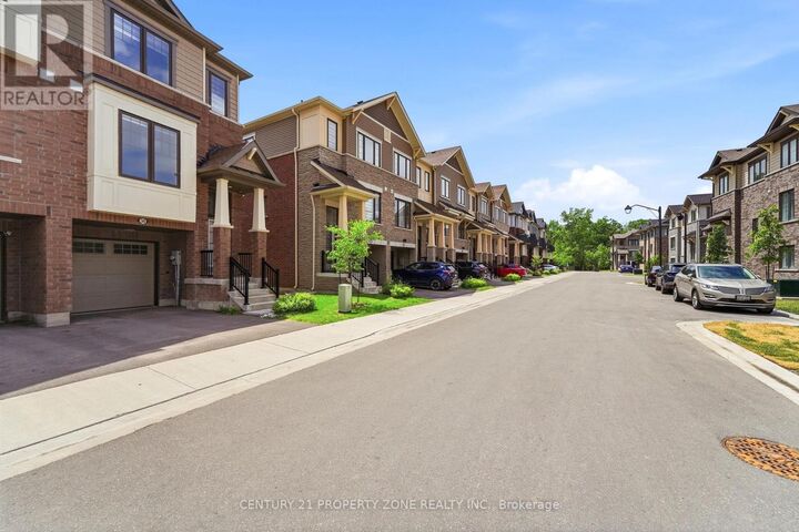 Property Photo: 185 Bedrock Drive 36 ON L8J 0M5
