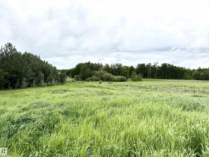 Property Photo:  20126L Twp Rd 502  AB T0B 4J2 