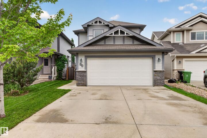 Property Photo: 74 Santana Crescent AB T8L 0N8