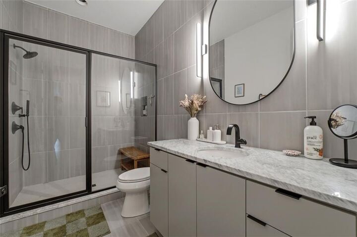 Property Photo:  677 Exchange Street SE  GA 30315 