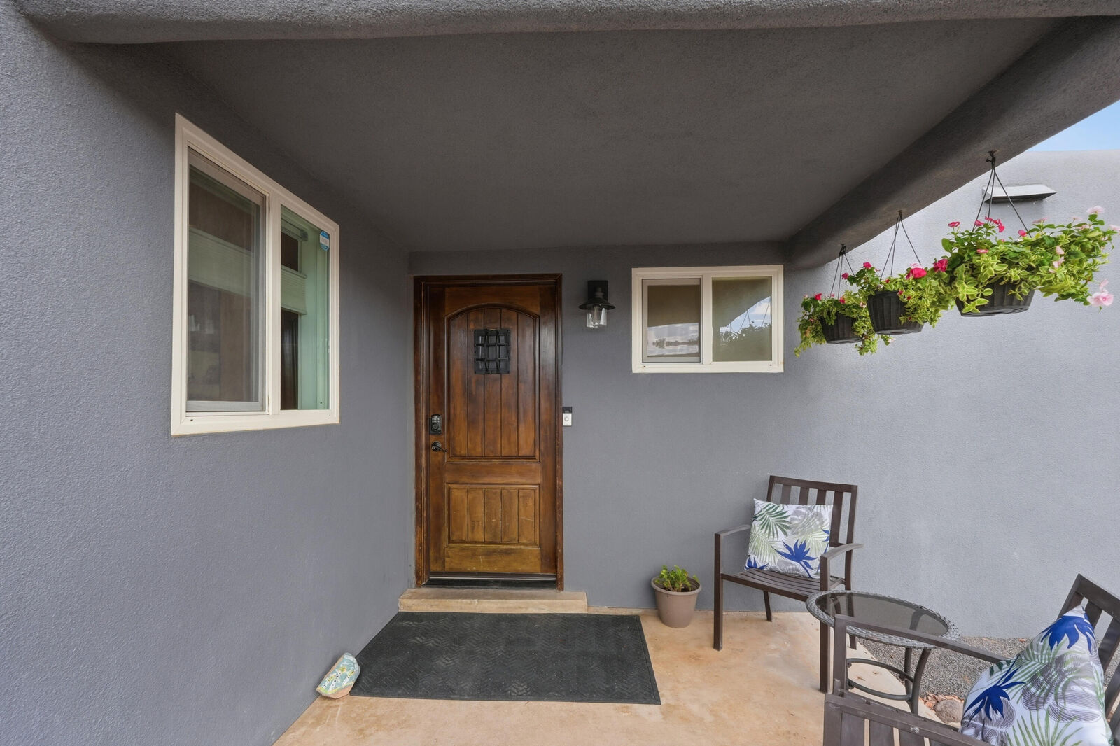 Property Photo:  5717 Alegria Road NW  NM 87114 