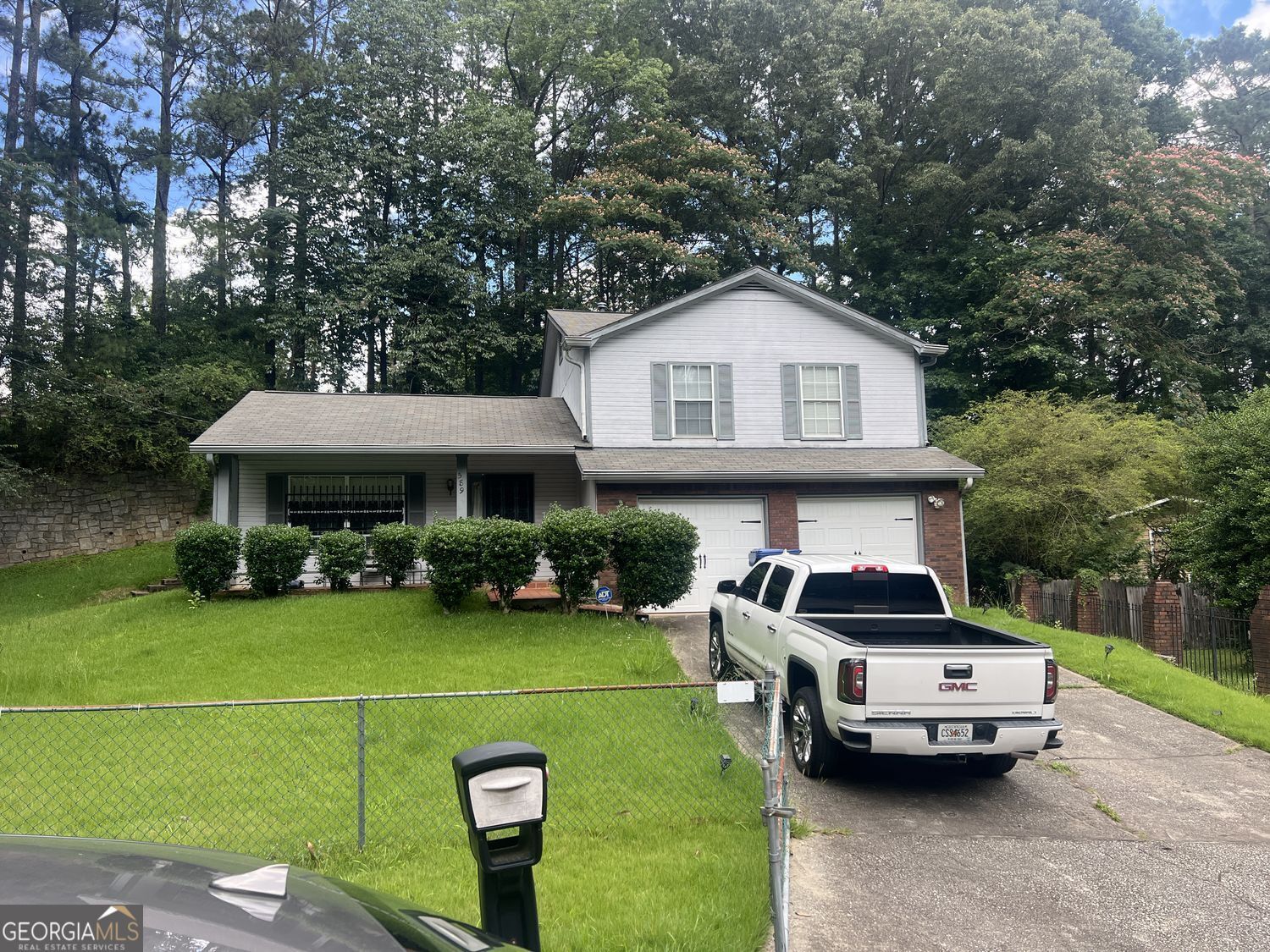 Property Photo:  589 Tarragon Court SW  GA 30331 