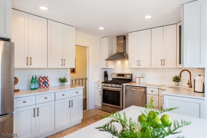 Property Photo:  15 Bogert Pl  NJ 07013 