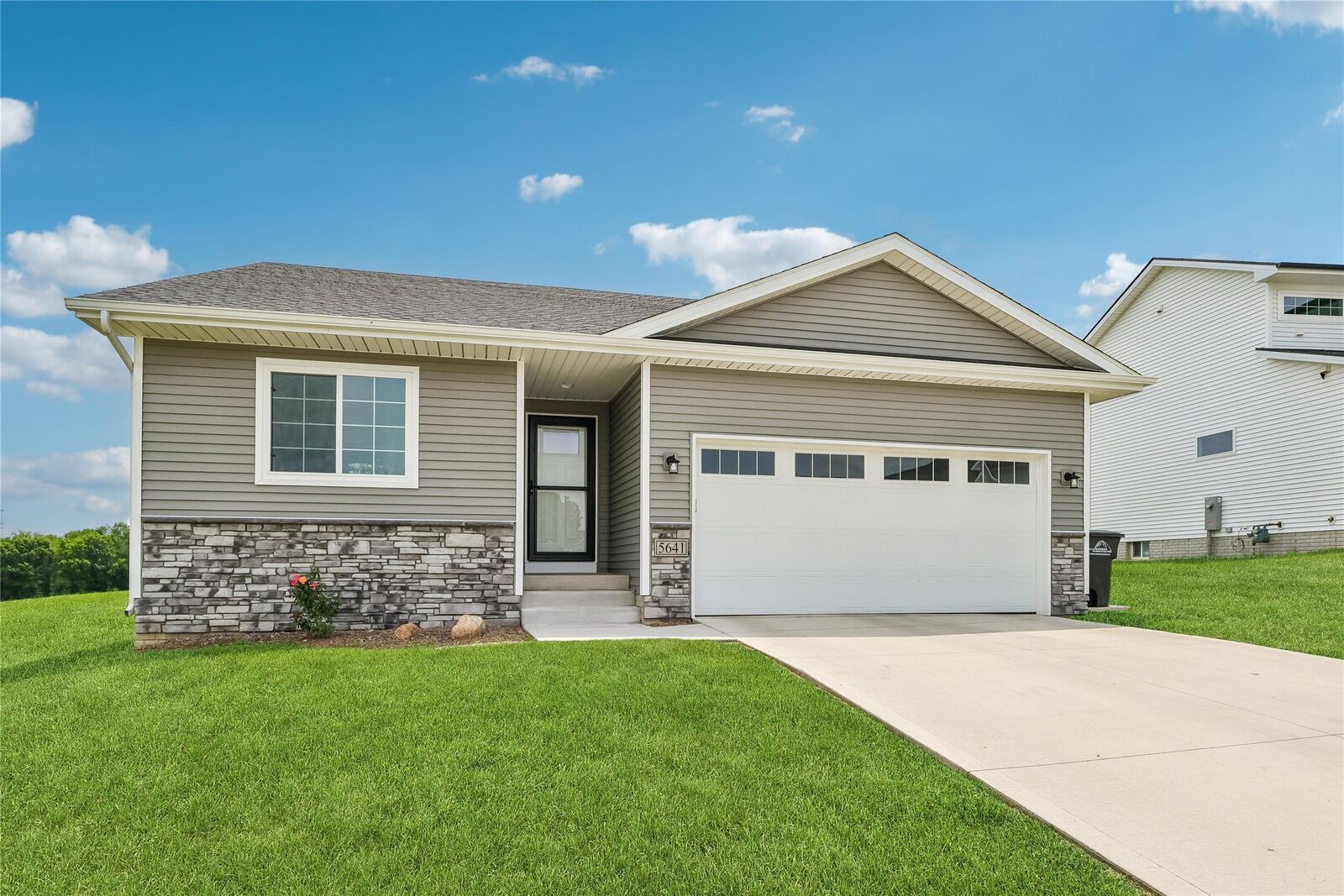 Property Photo:  5641 Leyden Avenue  IA 50317 
