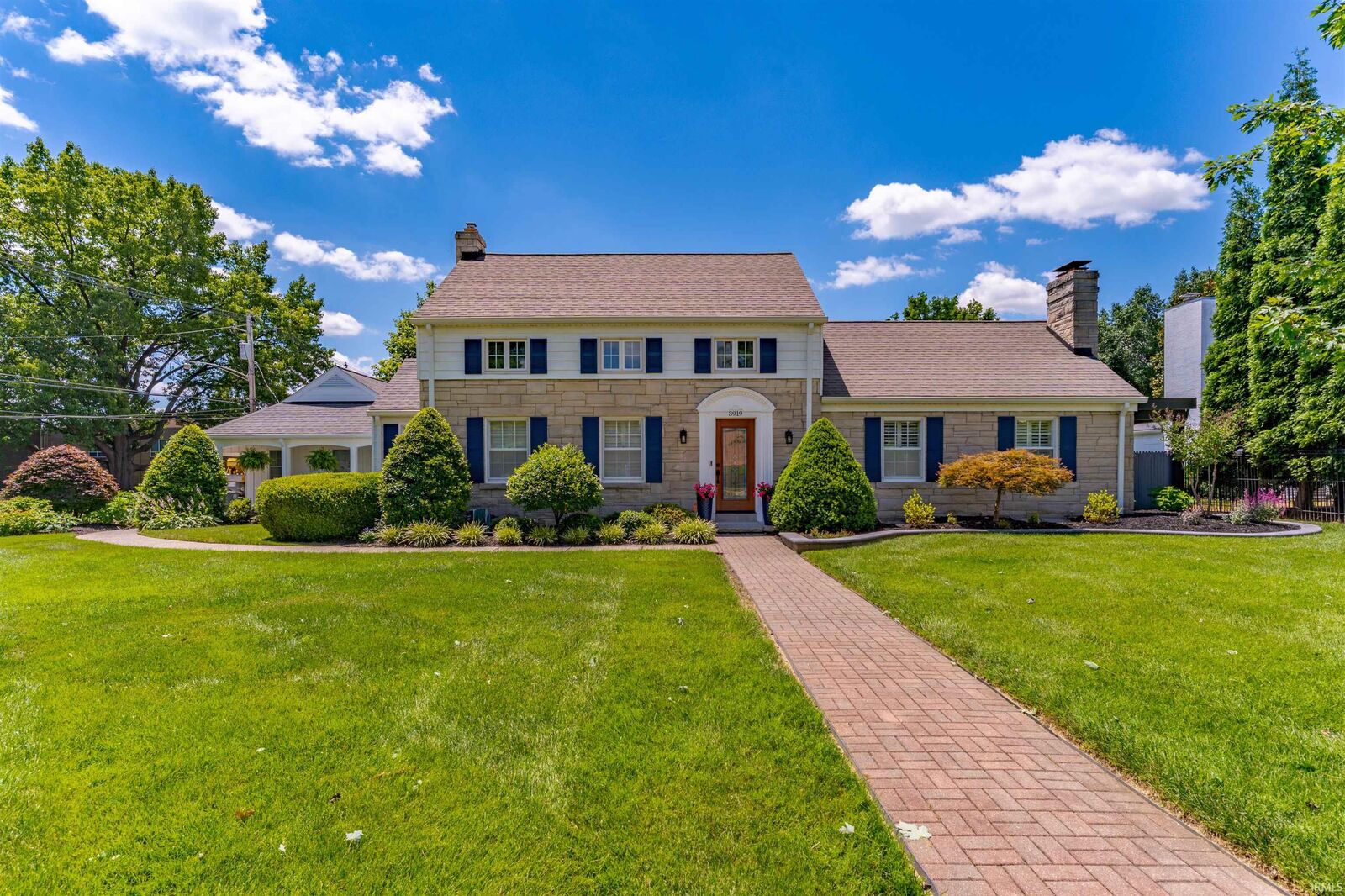 Property Photo:  3919 Washington Avenue  IN 47714 
