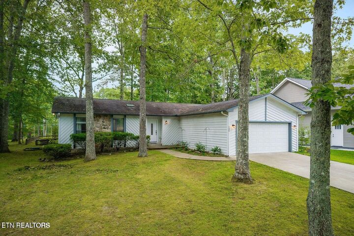 Property Photo: 145 Anglewood Drive TN 38558