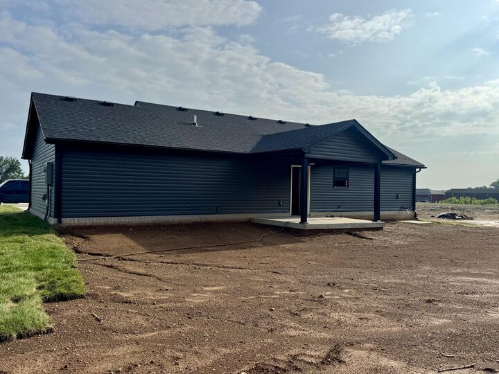 Property Photo:  118 Bow Bridge Drive  KY 40403 