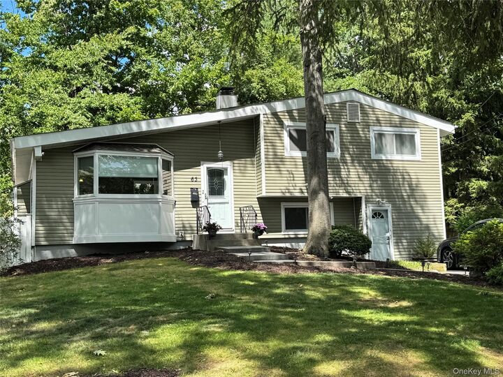 Property Photo:  63 Chaucer Street  NY 10530 